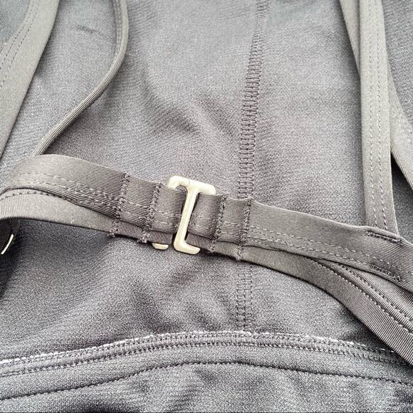 Nike Texture Stripe Double Crossback One Piece Swimsuit Size Large NWOT - Picture 8 of 12